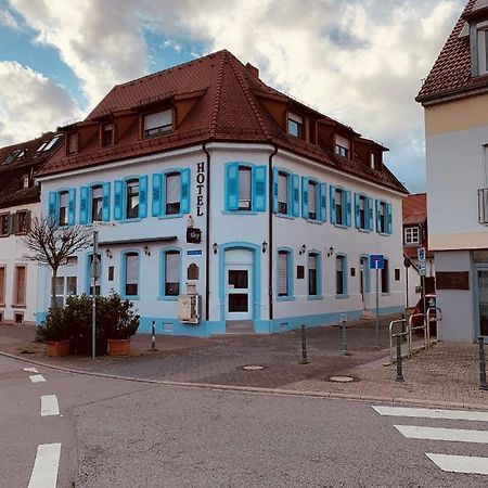 Gaestehaus Kronenstrasse Шветцинген Экстерьер фото